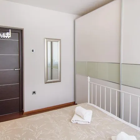 Stefi Apartment